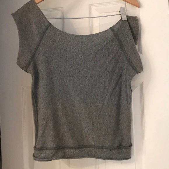 Off shoulder top - Picture 1 of 1